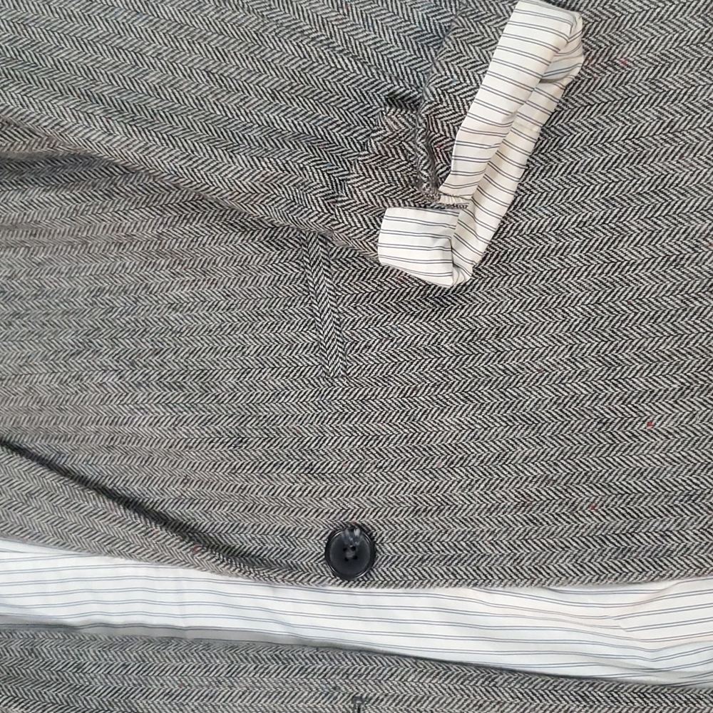 Jacket - Picture 2 of 4